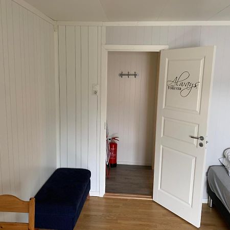 Sentrum Apartment Leknes Extérieur photo